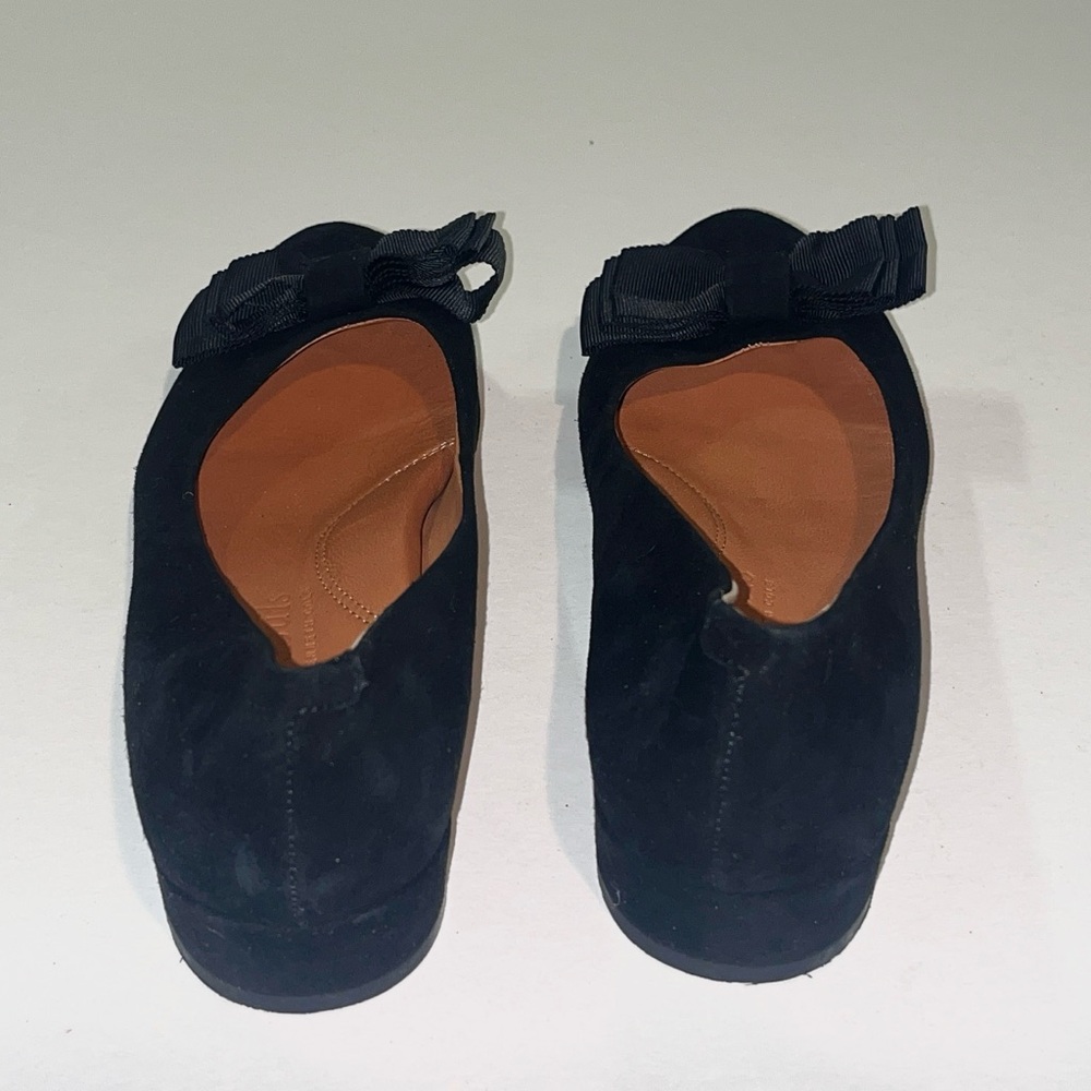 Women’s Kenneth Cole Black Flats with Ribbon - Picture 3 of 6